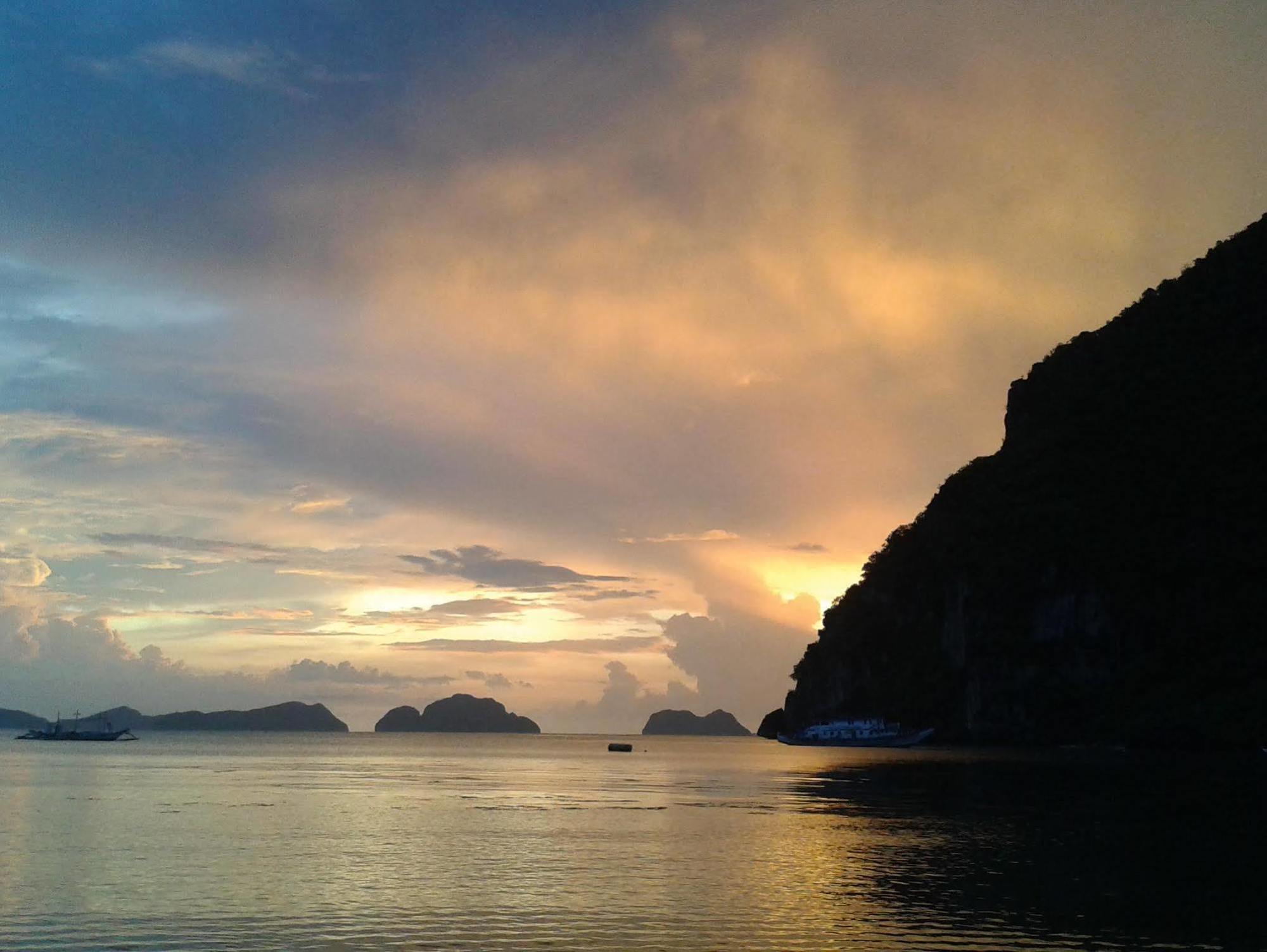 Mina Grande Beach Cottages El Nido Exterior photo